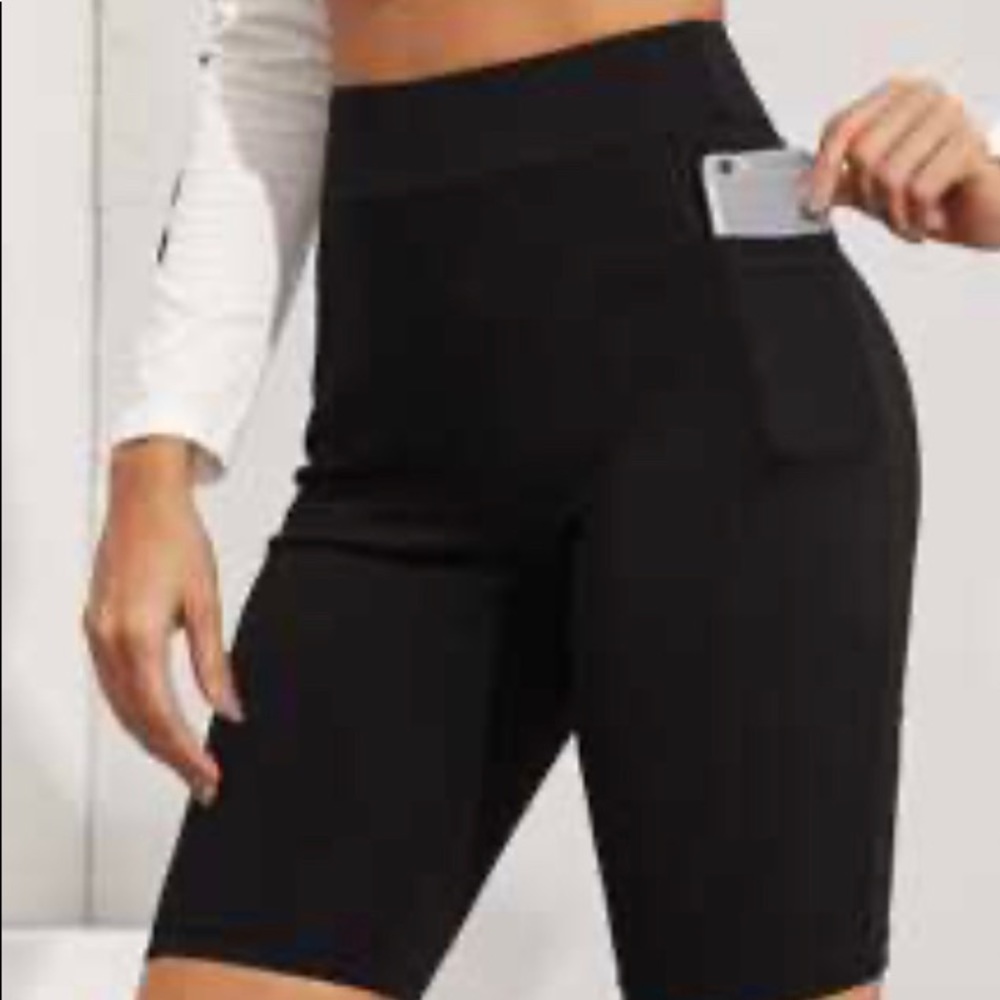 Black biker shorts with pocket (new with tags)